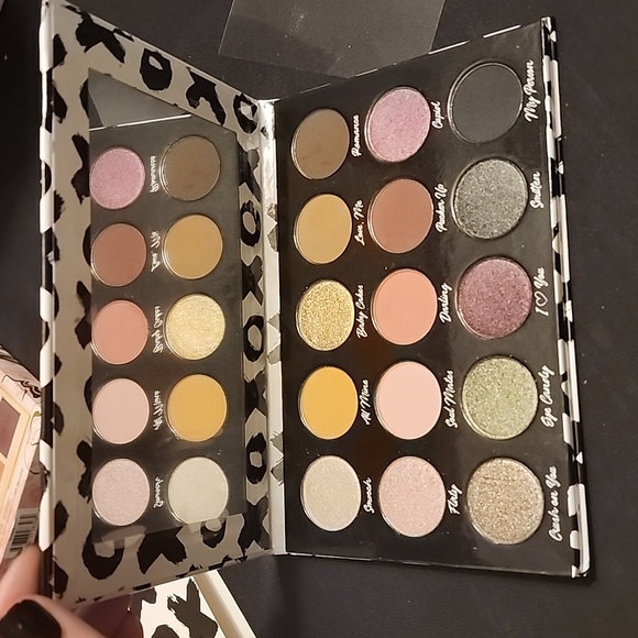 SYDNEY GRACE | BE MINE EYESHADOW PALETTE - Picture 4 of 6